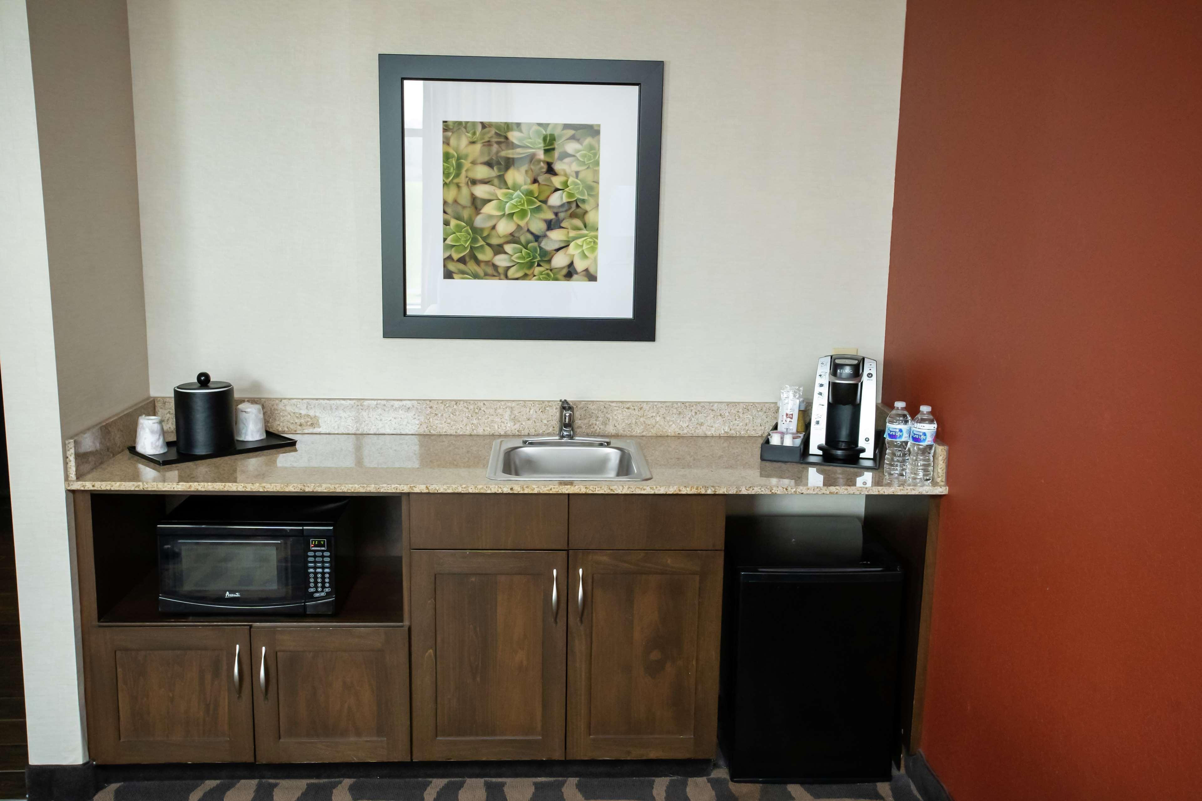Hilton Garden Dayton South - Austin Landing Hotel 3*